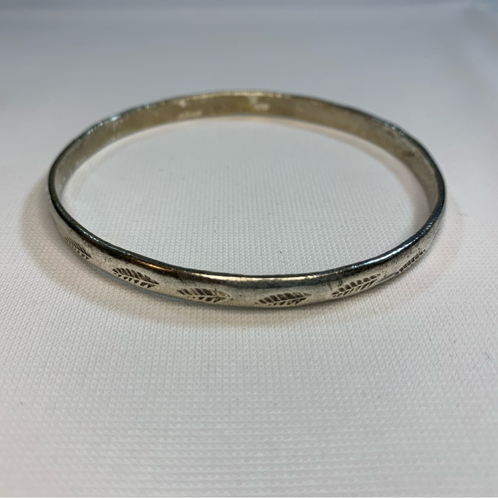 #036 Vintage Mexican 925 Sterling Silver bangle - Picture 1 of 7